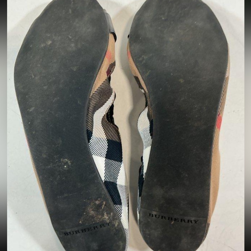 Women's Burberry Nova Check Plaid Ballet Flats w/Triple Buckle Detail Size 38.5 - Picture 5 of 5